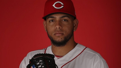 ariel-hernandez-reds_Portada495x278