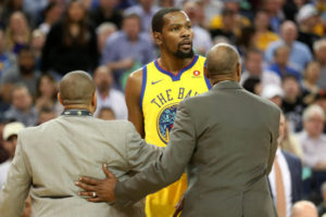 GOLDEN STATE WARRIORS VS  MILWAUKEE BUCKS